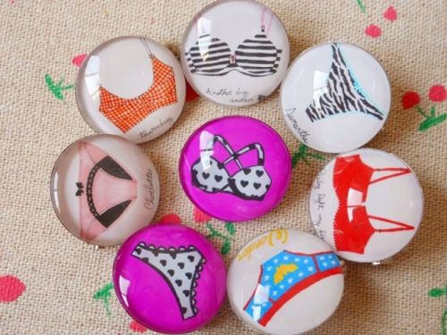 Broche en cristal artificiel - Ref 1180827