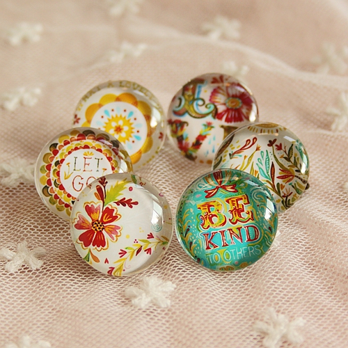 Broche en cristal artificiel - Ref 1181315