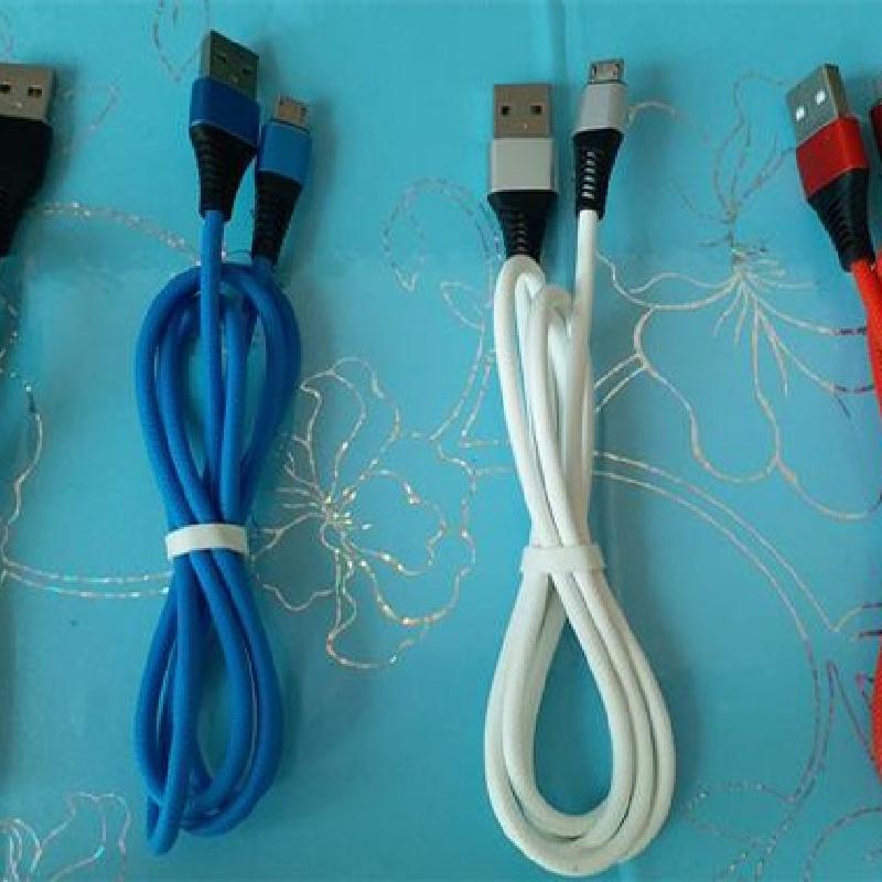 Câble adaptateur pour téléphone portable - Ref 3381099