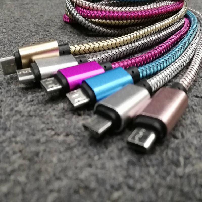 Câble adaptateur pour téléphone portable - Ref 3381688
