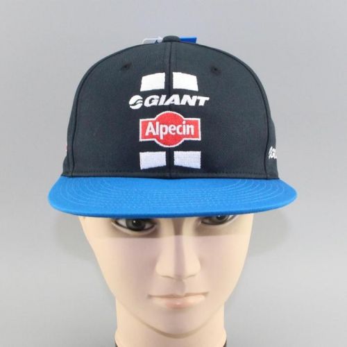 Casque cycliste GIANT - Ref 2236198