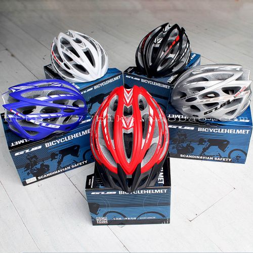 Casque cycliste - Ref 2237067