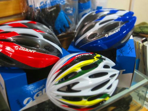 Casque cycliste GIANT - Ref 2249381