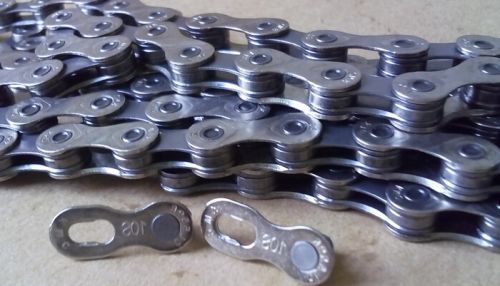 Chaine de vélo - Ref 2365041