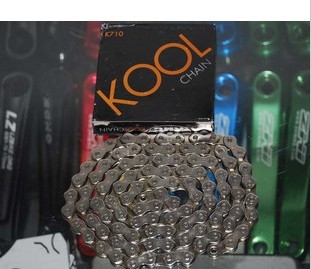 Chaine de vélo - Ref 2365417