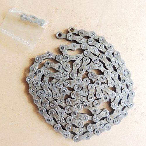 Chaine de vélo - Ref 2365846