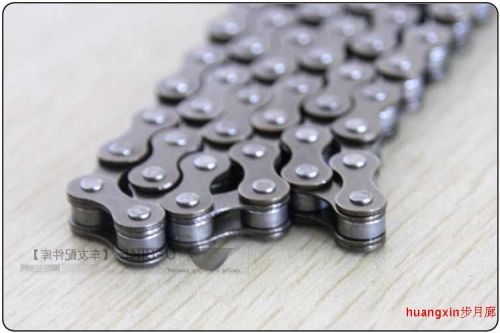 Chaine de vélo - Ref 2366591