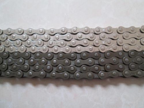 Chaine de vélo - Ref 2367229