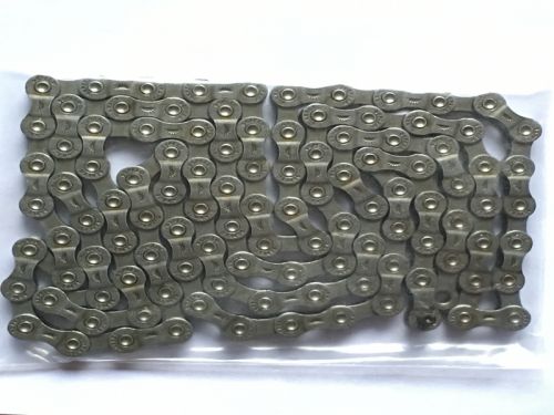 Chaine de vélo - Ref 2367450