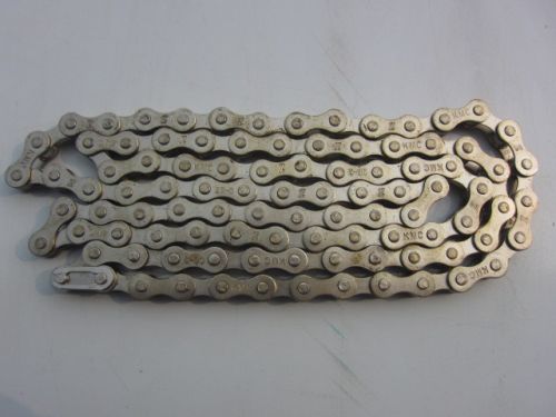 Chaine de vélo - Ref 2370174