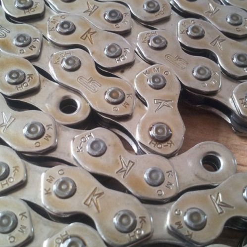 Chaine de vélo - Ref 2372985