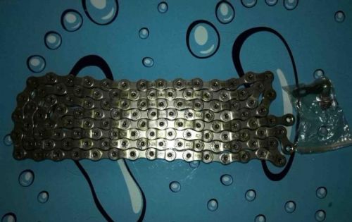 Chaine de vélo - Ref 2380904