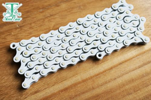 Chaine de vélo - Ref 2381038