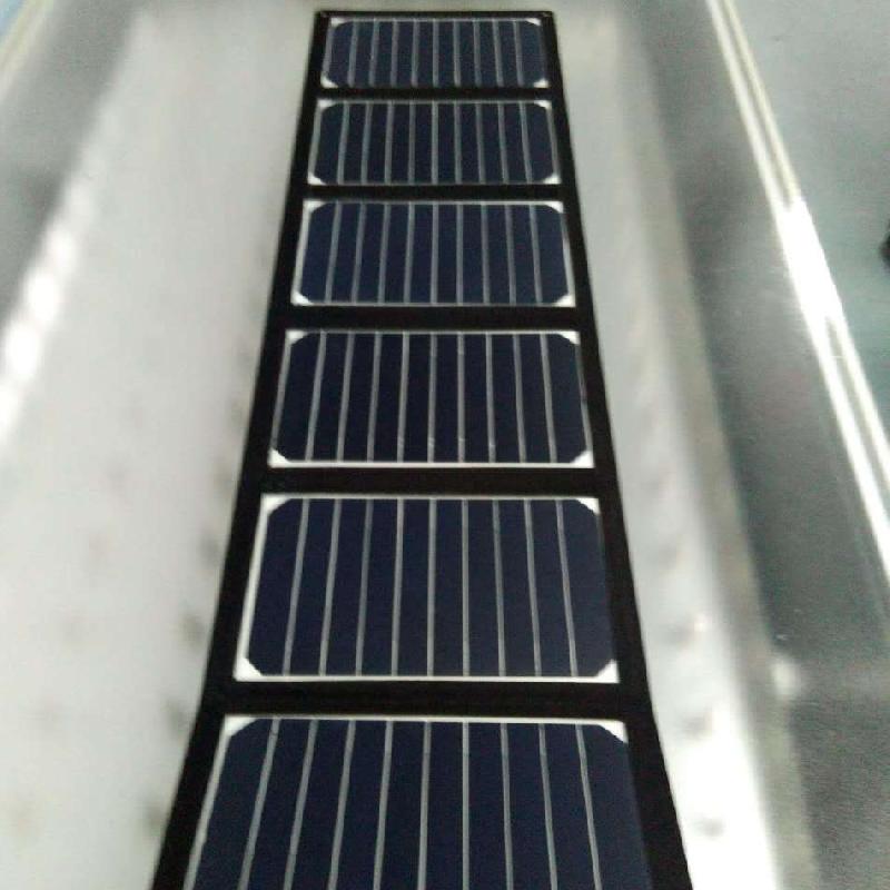 Chargeur solaire - 5 V batterie Sans mAh Ref 3395440