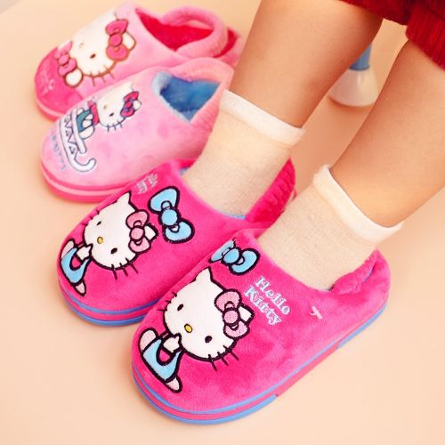 Chaussons enfants en HELLO KITTY pour hiver - semelle plastique Ref 1003841