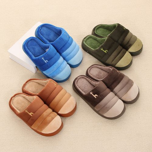Chaussons enfants en pour hiver - semelle caoutchouc antidérapant Ref 1003944