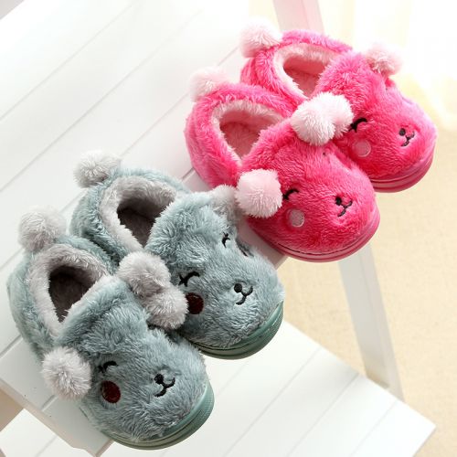 Chaussons enfants en pour hiver - semelle caoutchouc antidérapant Ref 1005447