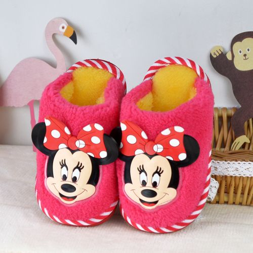 Chaussons enfants en pour hiver - semelle caoutchouc antidérapant Ref 1006300