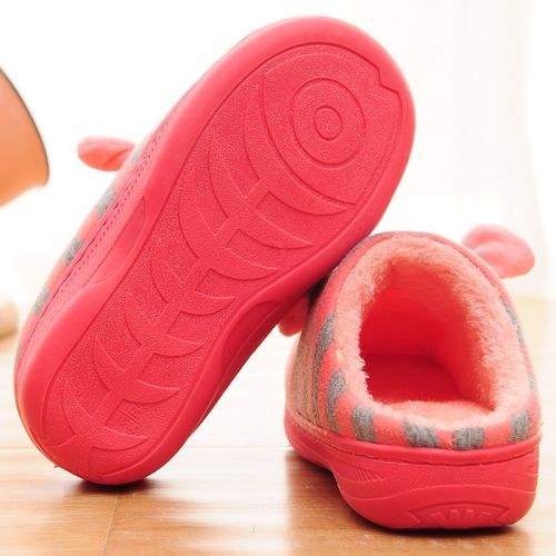 Chaussons enfants en coton pour hiver - semelle caoutchouc antidérapant Ref 1006677