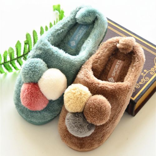 Chaussons enfants en pour hiver - semelle caoutchouc antidérapant Ref 1007615