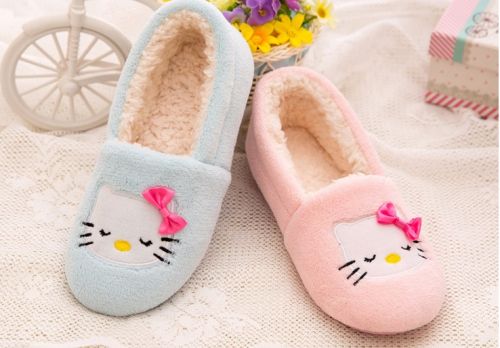 Chaussons enfants en FROZEN pour hiver - semelle caoutchouc naturel Ref 1008040