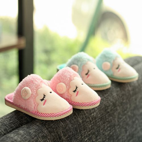 Chaussons enfants en pour hiver - semelle caoutchouc antidérapant Ref 1010188