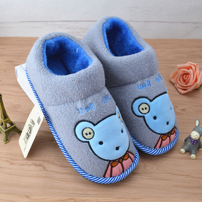 Chaussons enfants en pour hiver - semelle caoutchouc antidérapant Ref 1013047