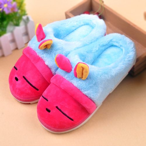 Chaussons enfants en pour hiver - semelle caoutchouc antidérapant Ref 1013057