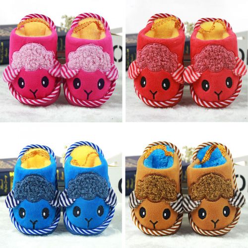 Chaussons enfants en pour hiver - semelle caoutchouc antidérapant Ref 1015968