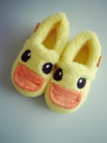 Chaussons enfants en pour hiver - semelle caoutchouc Ref 1016270