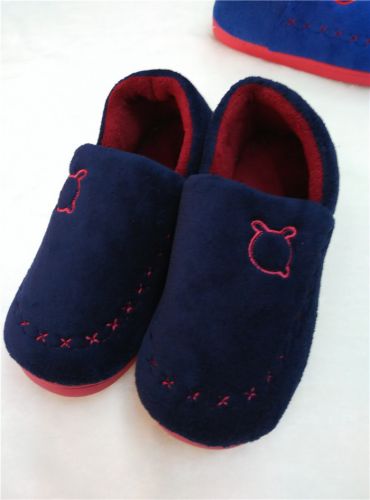 Chaussons enfants en pour hiver - semelle caoutchouc antidérapant Ref 1017252