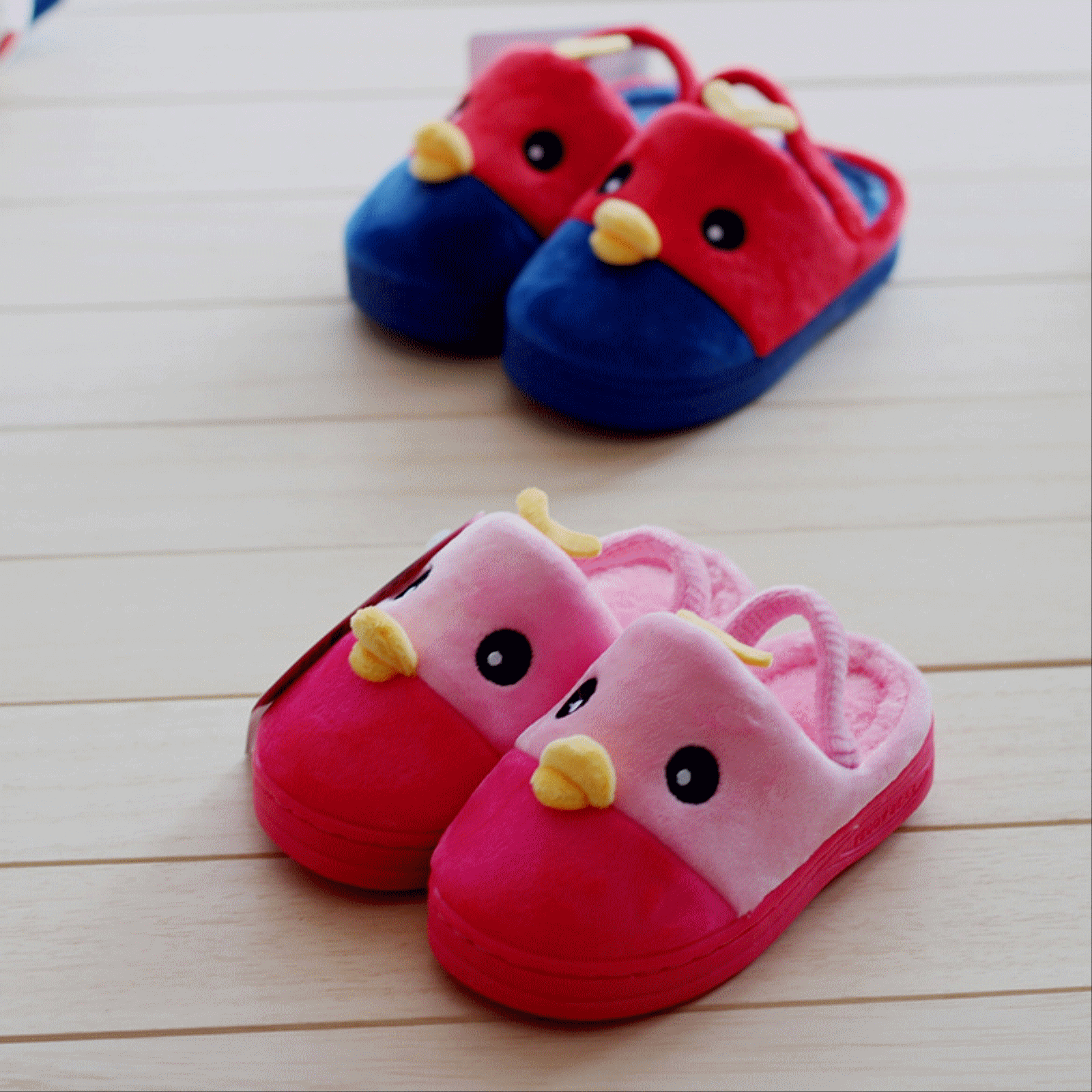 Chaussons enfants en pour hiver - semelle caoutchouc Ref 1017725