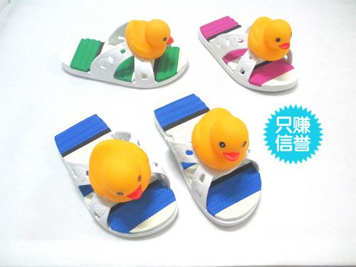 Chaussons enfants pour été - semelle plastique Ref 1020215