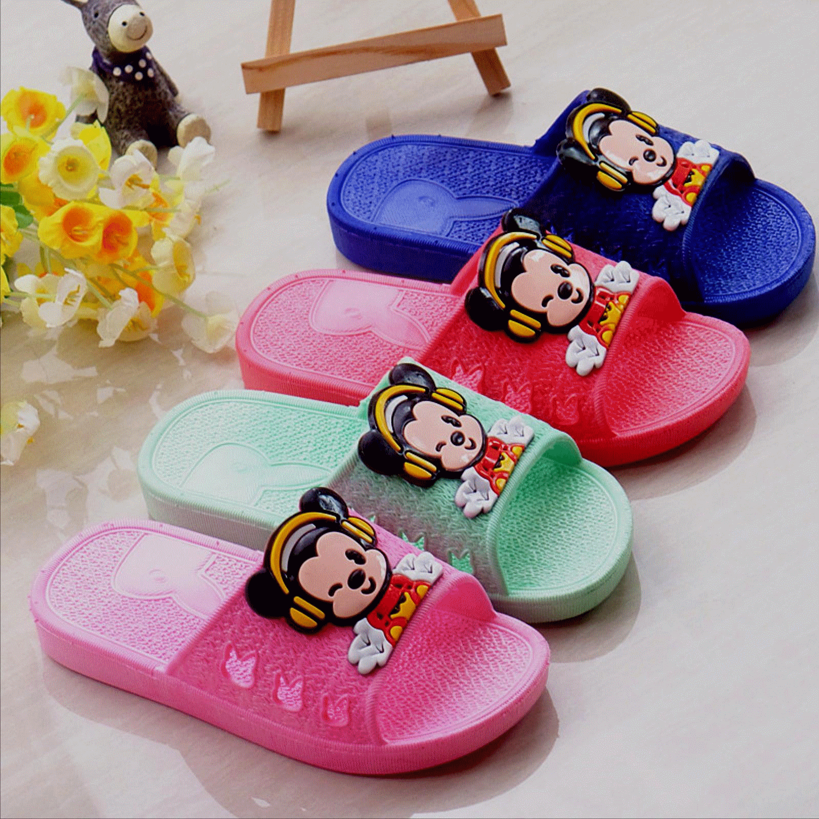 Chaussons enfants pour été - semelle caoutchouc antidérapant Ref 1027084