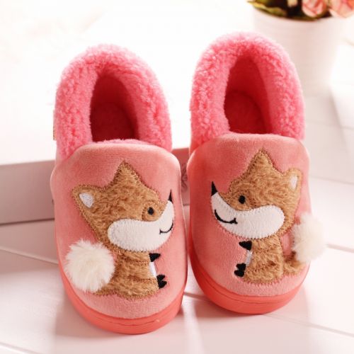 Chaussons enfants en pour hiver - semelle caoutchouc antidérapant Ref 1031959