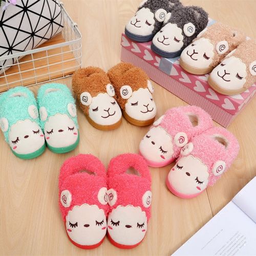 Chaussons enfants en pour hiver - semelle caoutchouc antidérapant Ref 1032431