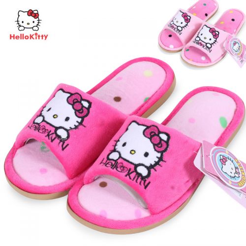 Chaussons enfants en HELLO KITTY pour hiver - semelle plastique Ref 1033066