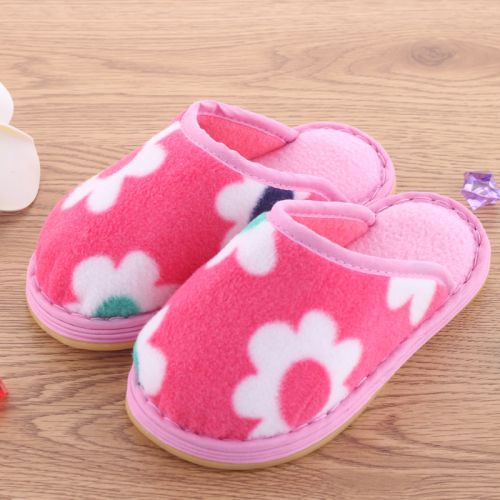 Chaussons enfants en pour hiver - semelle caoutchouc Ref 1034710