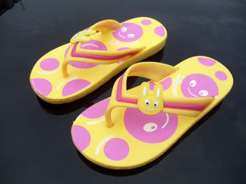 Chaussons enfants pour été - semelle caoutchouc Ref 1035857