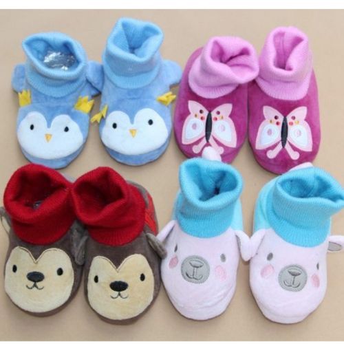 Chaussons enfants en pour hiver - semelle caoutchouc antidérapant Ref 1035942