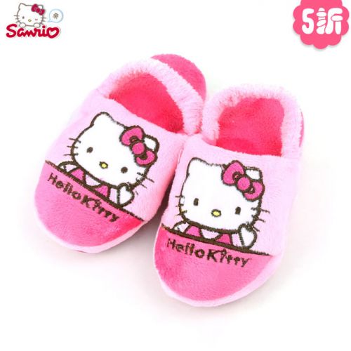 Chaussons enfants en HELLO KITTY pour hiver - semelle plastique Ref 1035985