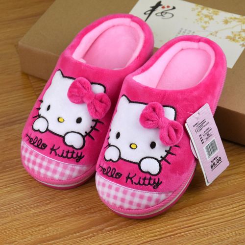 Chaussons enfants en HELLOKITTY pour hiver - semelle caoutchouc Ref 1036258