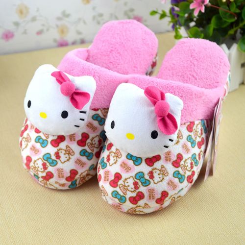 Chaussons enfants en coton HELLO KITTY pour hiver - semelle plastique Ref 1036259