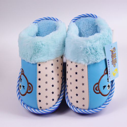 Chaussons enfants pour hiver - semelle caoutchouc Ref 1036331