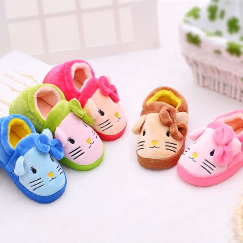 Chaussons enfants en pour hiver - semelle caoutchouc antidérapant Ref 1036612