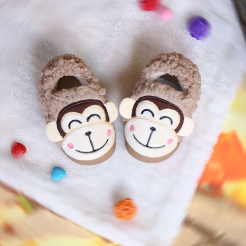 Chaussons enfants en pour hiver - semelle caoutchouc antidérapant Ref 986139