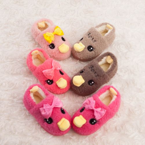 Chaussons enfants en pour hiver - semelle caoutchouc antidérapant Ref 986482