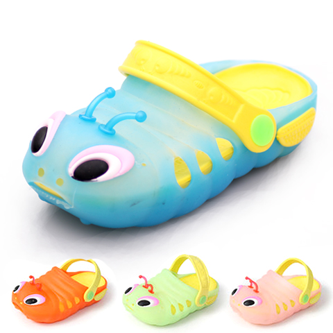 Chaussons enfants en Cuir spatial pour été - semelle plastique Ref 986719