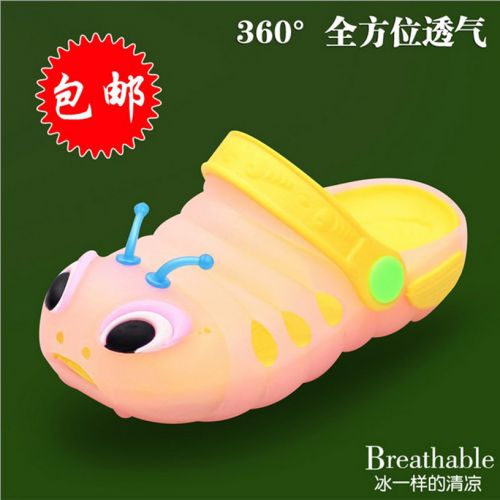 Chaussons enfants en Cuir spatial pour été - semelle plastique Ref 986739