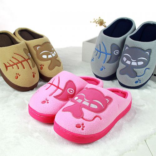 Chaussons enfants en coton pour hiver - semelle caoutchouc Wear Ref 986742